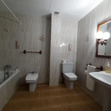 Giru Apartment *
